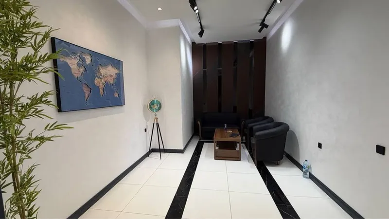 Продаеися Евро офис Ор-р: ул. Алишера Наваи 90м2 5