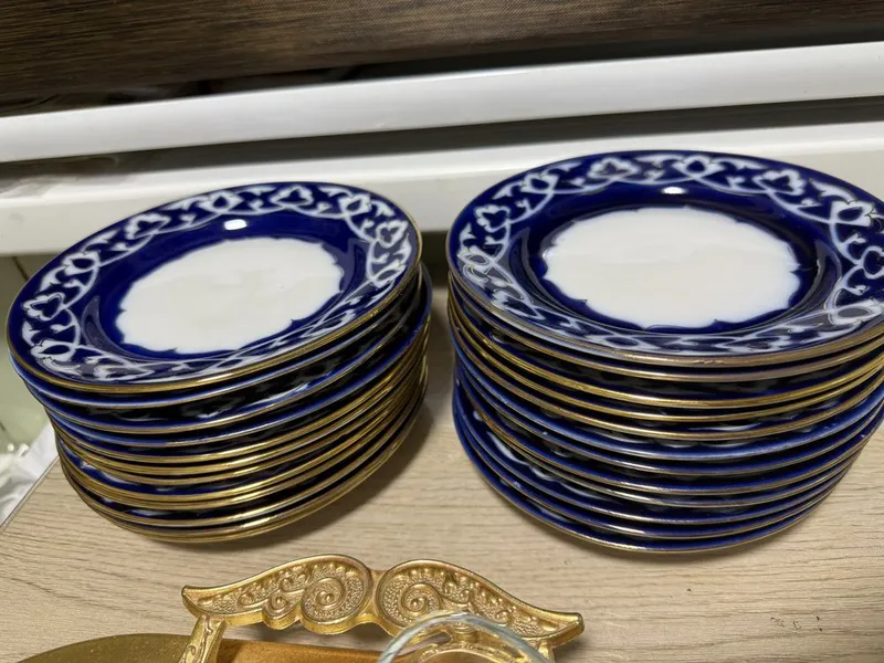 продам новые тарелки пахтагуль 24 штуки 2