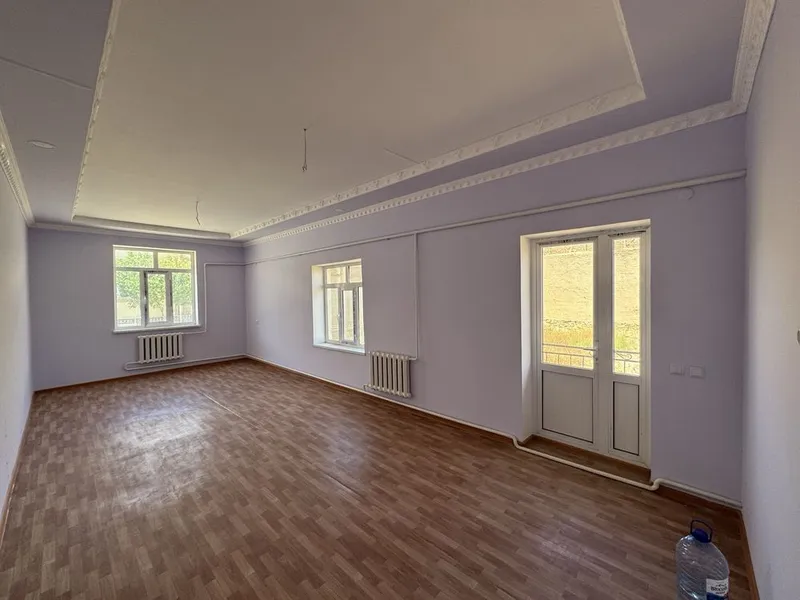 Hovli sotiladi Karmana Dustlik bogishamol