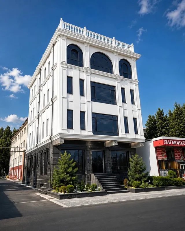 Минор Здание под Клинику Бизнес центр Хостел | Remax Elvina 1