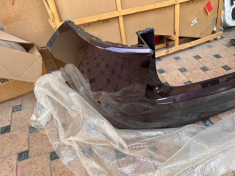 Leapmotor C16 orqa bamper v sbore boshqa zapchastlari ham bor — фото 2