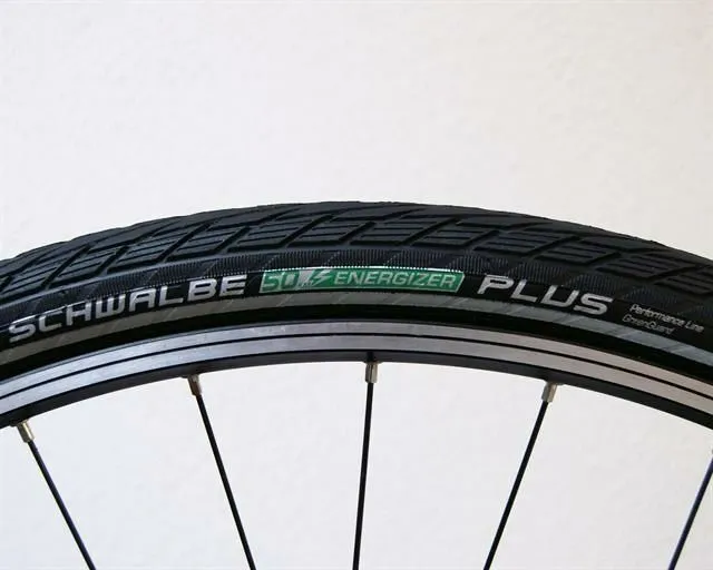 Покрышка SCHWALBE ENERGIZER LIFE 28x1.50 2 Покрышка SCHWALBE ENERGIZER LIFE 28x1.50 2