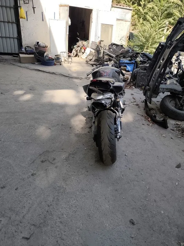 Honda CBR 1000. 05yil 5 Honda CBR 1000. 05yil 5