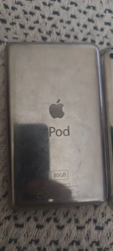 ipod classic 80gb ipod touch 8gb — фото 3