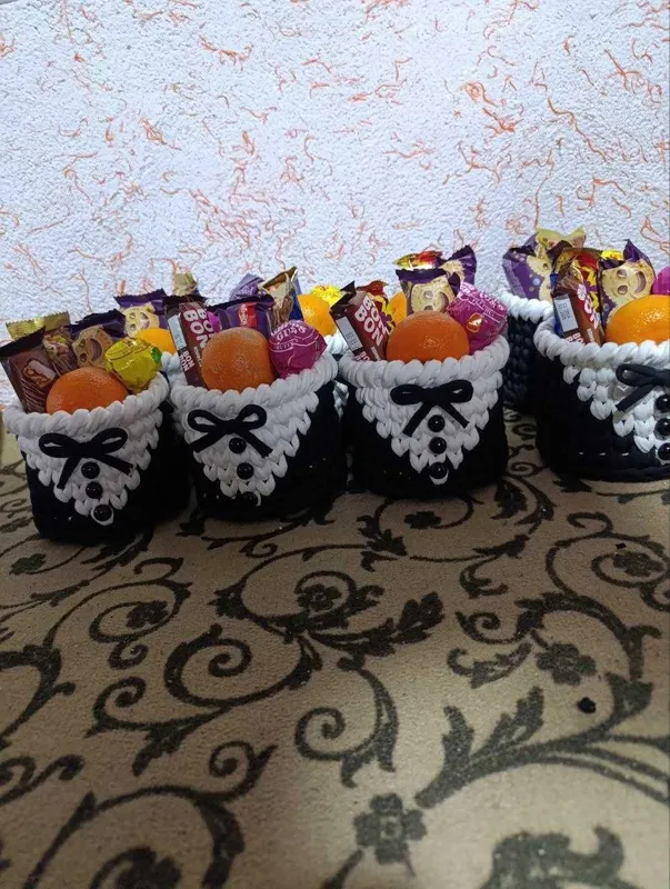 Bayram uchun mini-savatchalar
