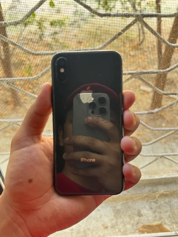 Срочно продаётся iPhone XS 4 Срочно продаётся iPhone XS 4