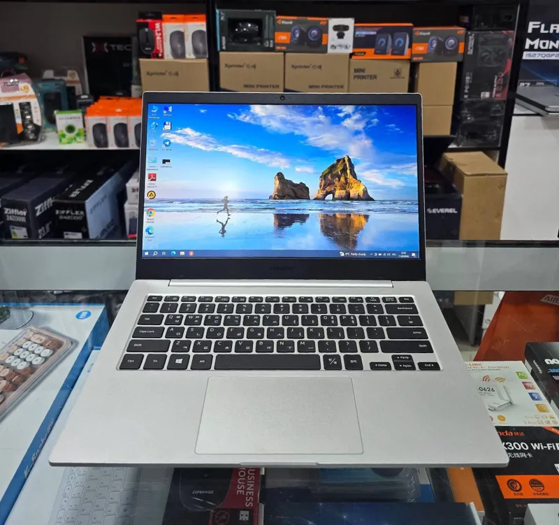 Samsung noutbook Sotiladi — фото 1