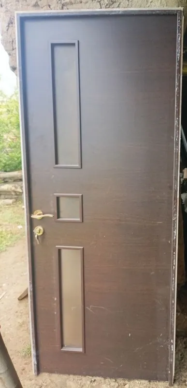 Eshiklar sotiladi
