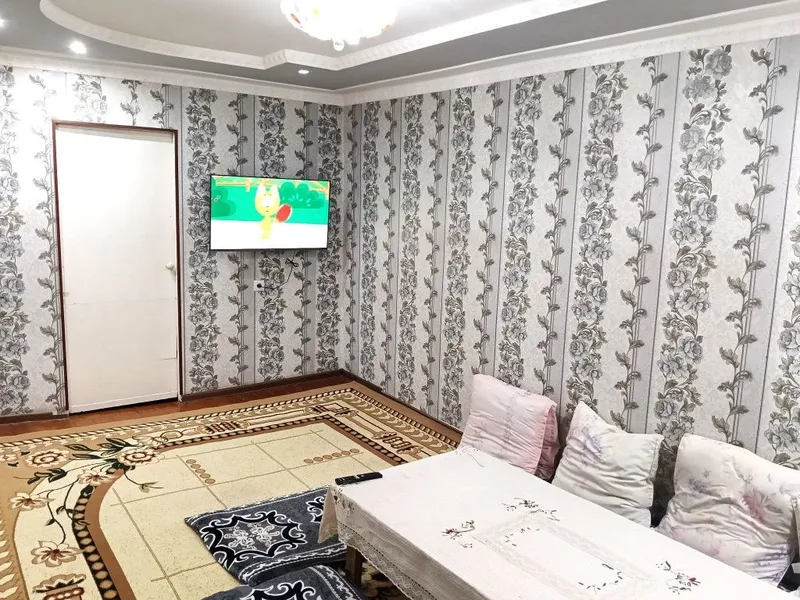 Uy sotiladi! 2 xonali narxi kelishiladi wi fi va parkovka bor 2