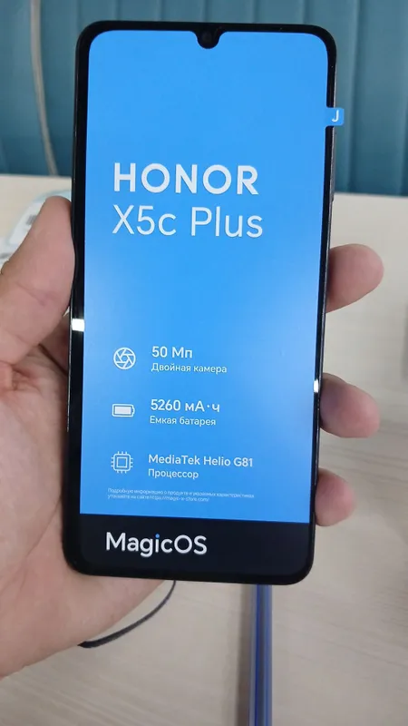 Honor X5c plus yangi umuman ishlatilmagan.