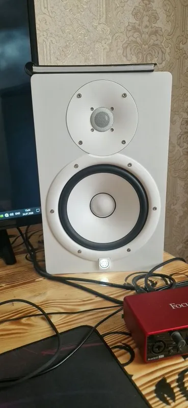 Yamaha hs8w pair 4