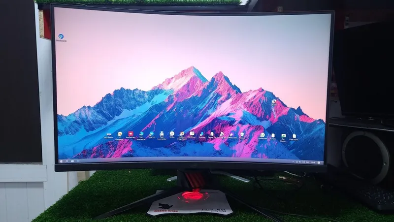 Asus rog strix curved 32 2k 144hz 2