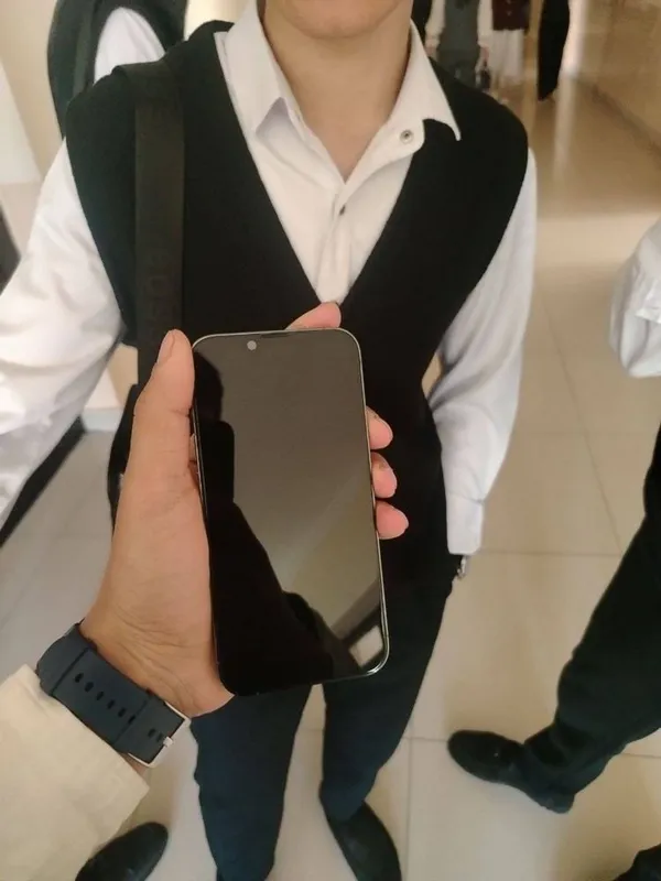 Iphone 13pro 256 gb 76% aybi yuq 4