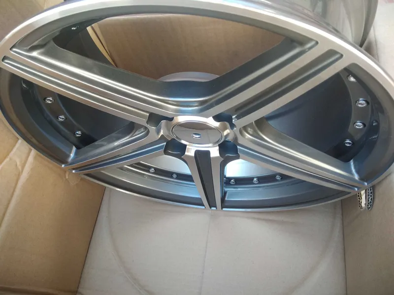 Продается Диски R15, R16 новый в коробке 4