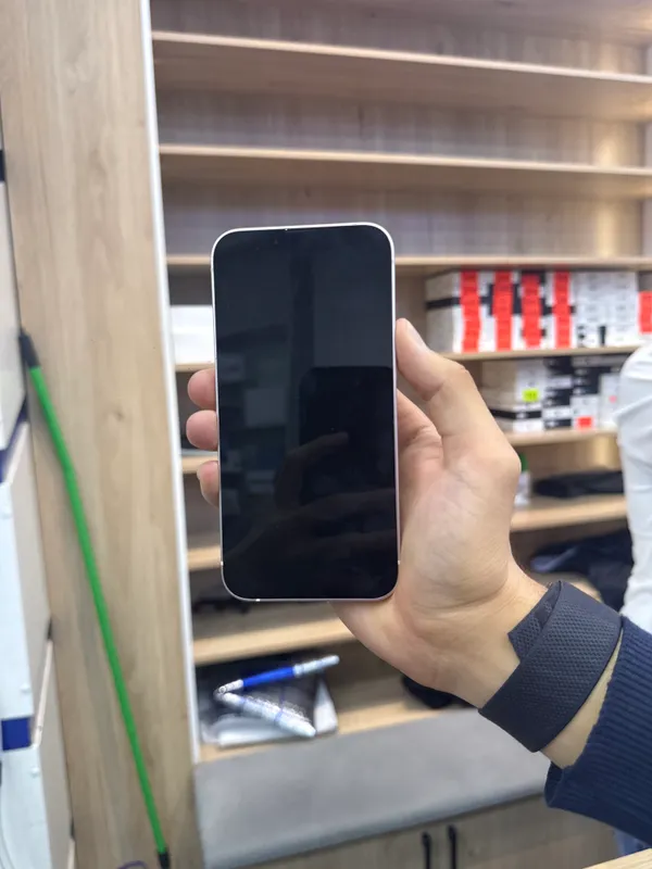 iPhone 13 128 ГБ, розовый 2 iPhone 13 128 ГБ, розовый 2