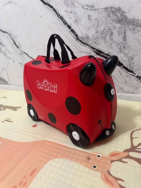 Чемодан для детских вещей Trunki