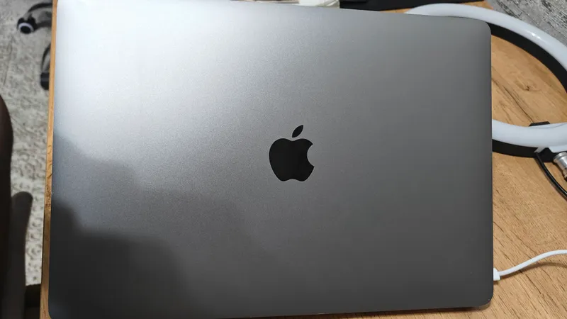 MacBook Air M1 8/256, идеальное состояние 4 MacBook Air M1 8/256, идеальное состояние 4