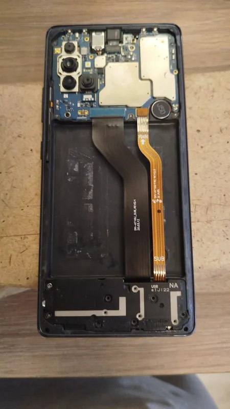 Samsung Galaxy A 71 5 g 1