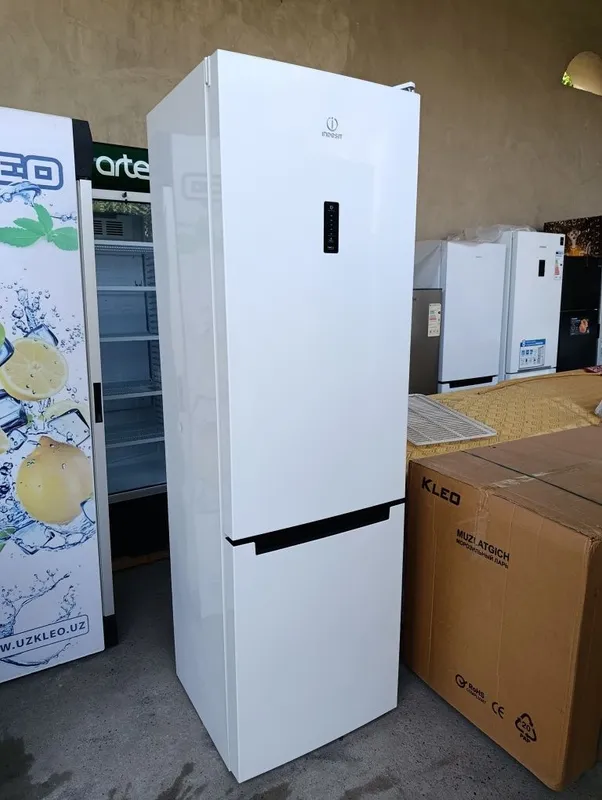 Indesit vazdushni Nofrost Xalodilnik sotiladi 1 Indesit vazdushni Nofrost Xalodilnik sotiladi 1