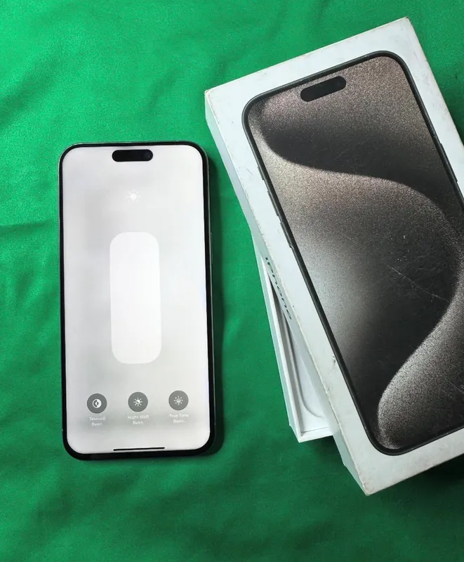 iPhone 15 ProMax 256Gb Titan Akk: 90% Kelwamiz — фото 1
