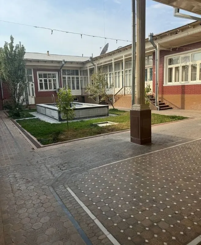дом