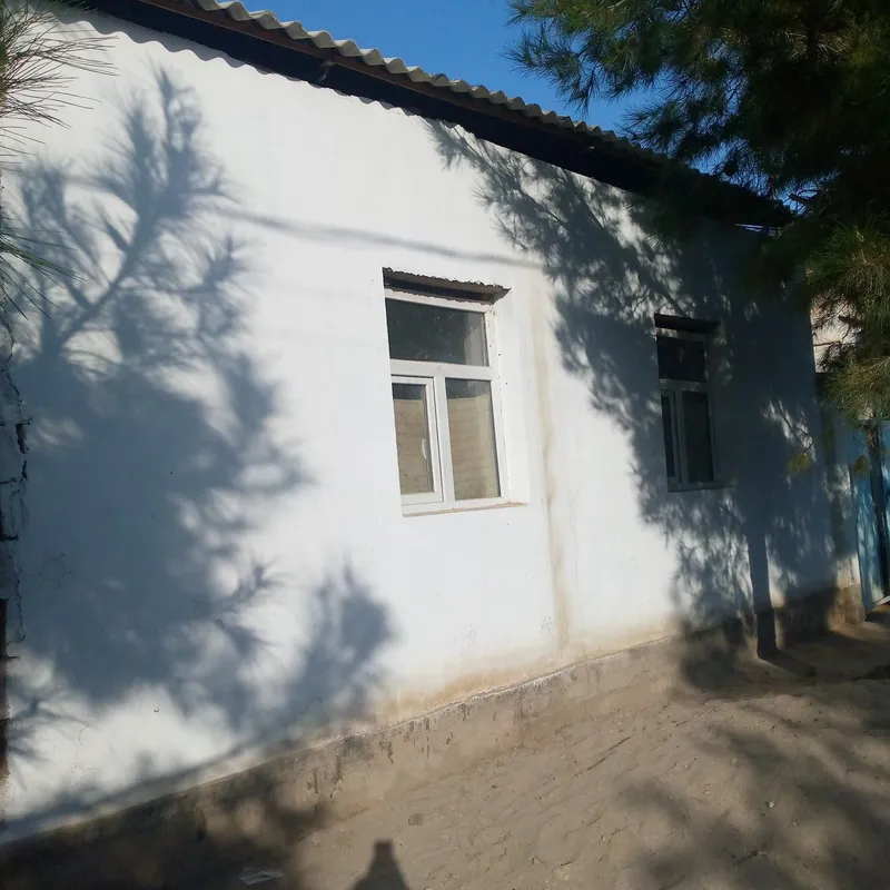 Hovli sotiladi 5 sotix 3 xonali uy 4 Hovli sotiladi 5 sotix 3 xonali uy 4