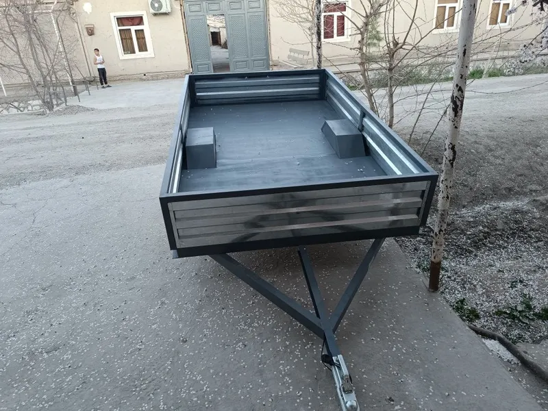 Продаётся бортовой прицеп 1 Продаётся бортовой прицеп 1