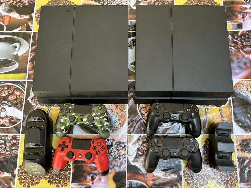 Ps4 2 dona 4 ta jostik Ps4 2 dona 4 ta jostik