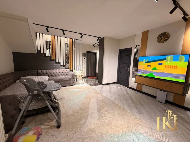 Продаётся двухъярусная квартира с евроремонтом и мебелью в ЖК Dream House — фото 6