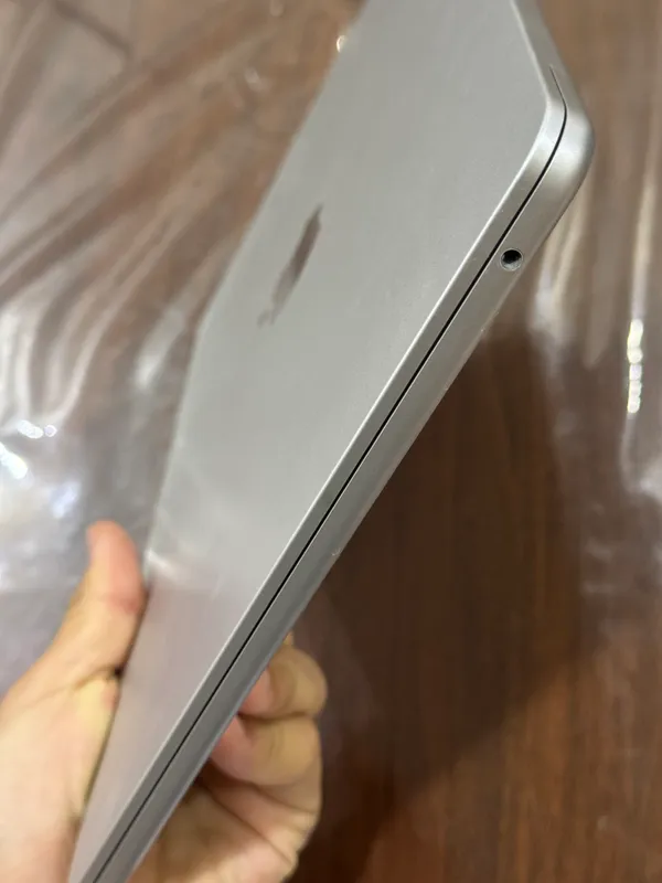Macbook M2 Air