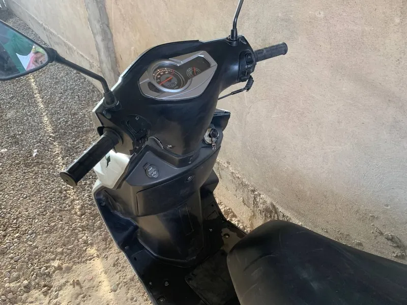 Vsune skuter 125kub