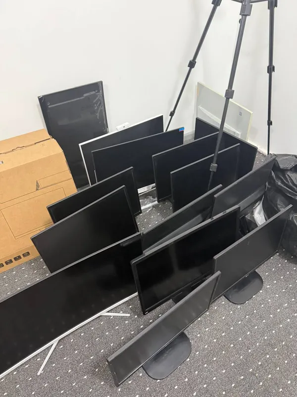 monitor 19 lik 1
