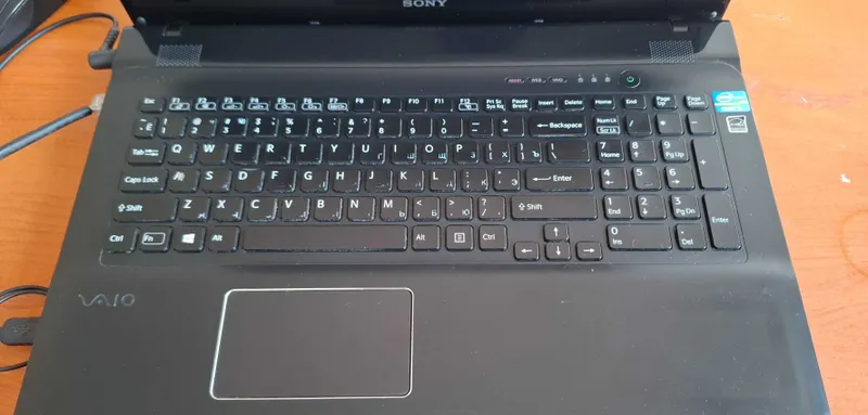 Ноутбук Sony Vaio 3 Ноутбук Sony Vaio 3
