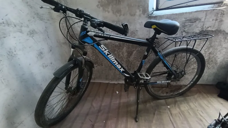 Velik sotiladi kop minilmagan 3