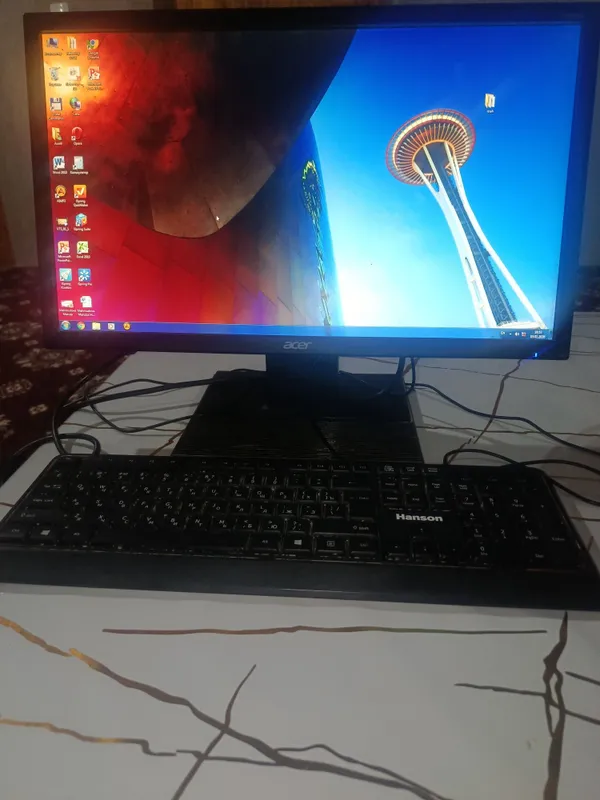 Kompyuter sotiladi Acer kompaniya sifati yangi koʻp idhlatilmagan