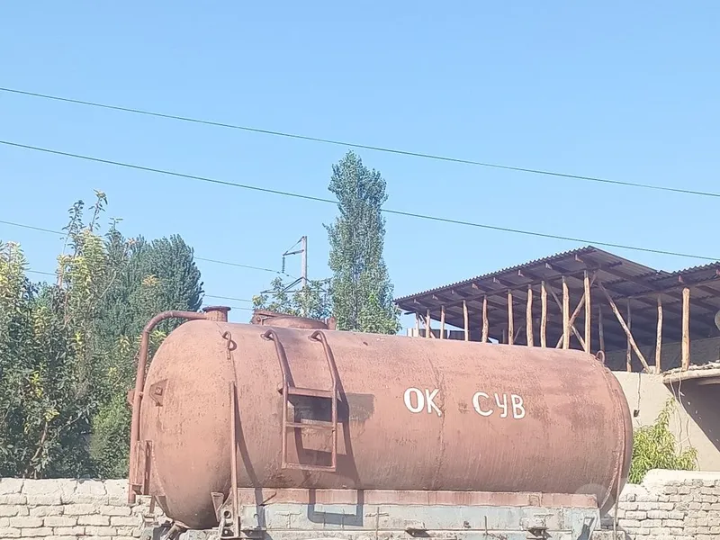 5.5 тонналик шестрна, 3 корпусли плукпружинник плуг сотилади. Яхши нар 1 5.5 тонналик шестрна, 3 корпусли плукпружинник плуг сотилади. Яхши нар 1