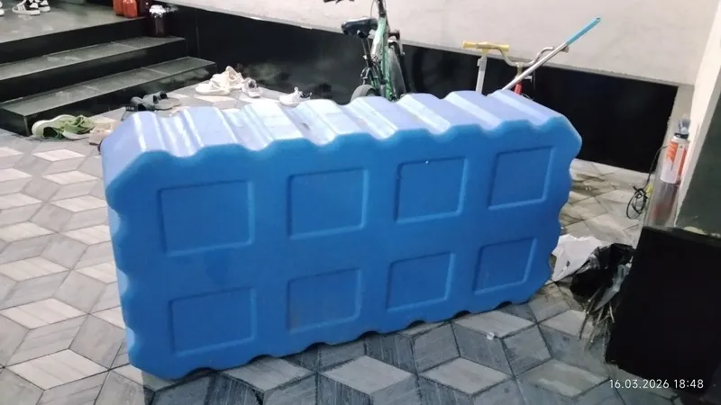 Горизонтальный пластиковый бак для воды 500л — фото 2