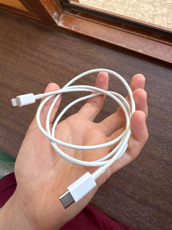 Iphone zaryadka kabeli 1tomoni tayipsi 1