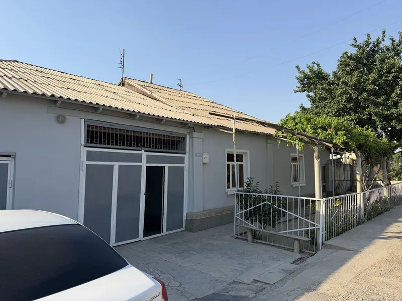 Uy Sotiladi katta xovli 1 Uy Sotiladi katta xovli 1