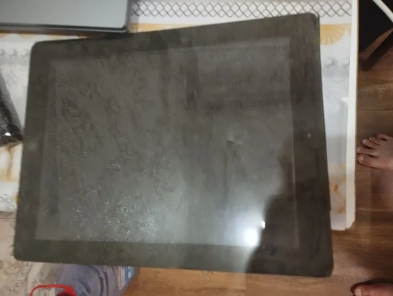 ipad надо батарею менят в остальном рабочий 1 ipad надо батарею менят в остальном рабочий 1