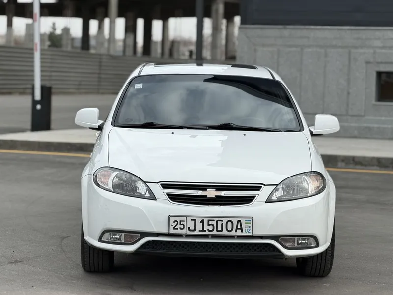 Chevrolet Gentra Elegant plus — фото 7