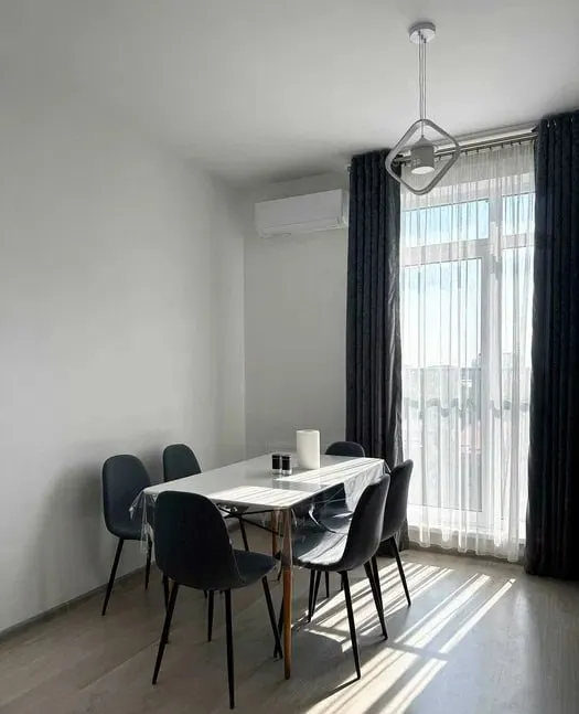 “Assalom Sohil” turar joy majmuasida 2 xonali, 65 m² kvartira ijaraga beriladi 4 “Assalom Sohil” turar joy majmuasida 2 xonali, 65 m² kvartira ijaraga beriladi 4