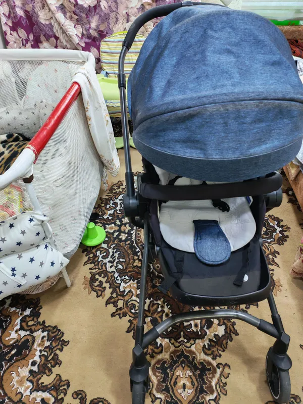 продам коляску детскую 2