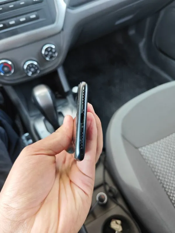 iphone se 3(2022) protssesor iphone 13 niki 4