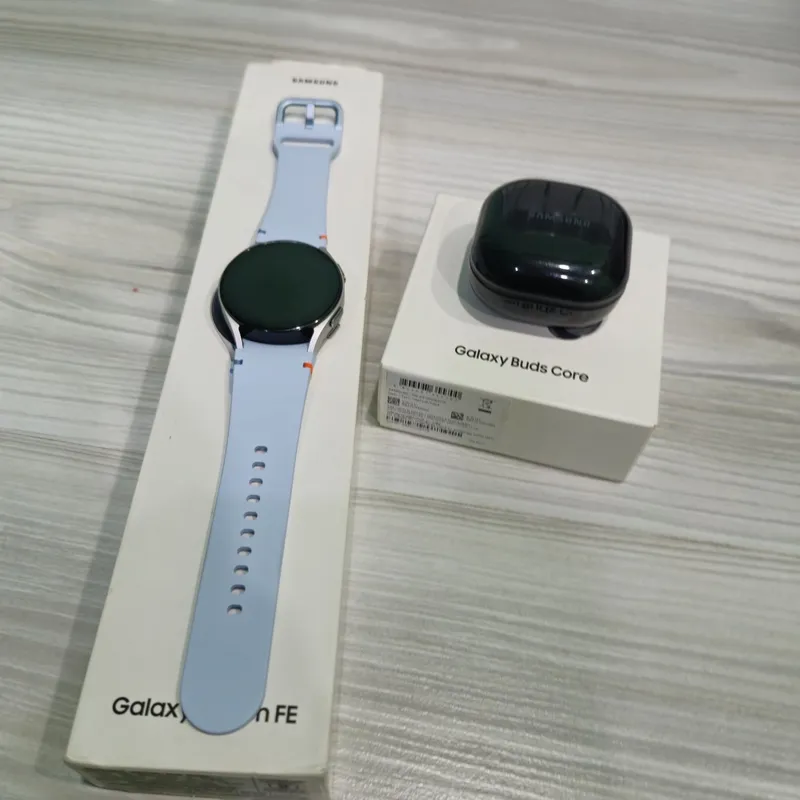 Samsung galaxy watch fe & galaxy buds core — фото 1