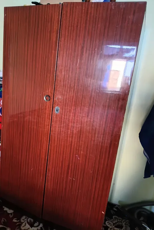 eski modeldagi shkaf 2 eski modeldagi shkaf 2