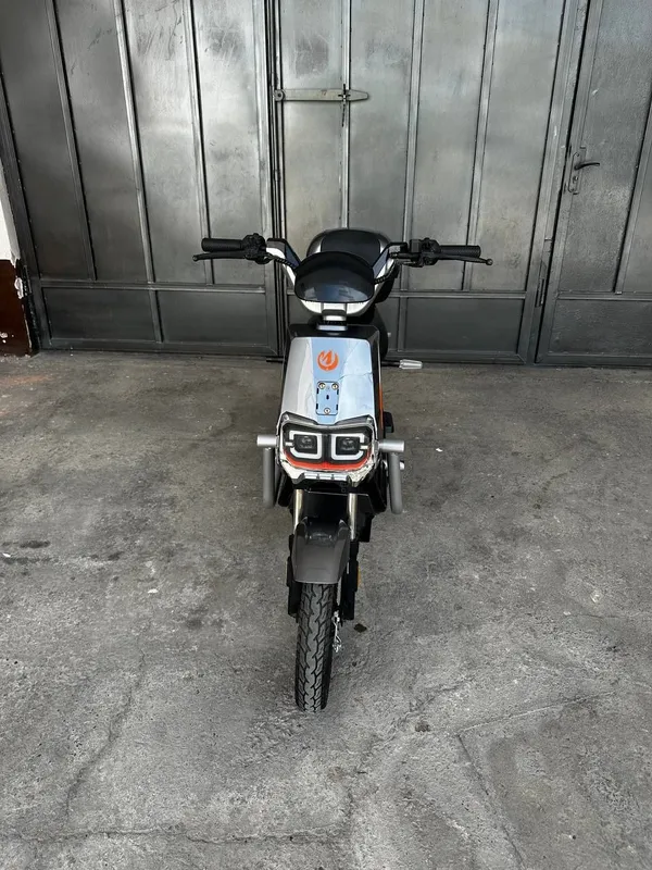 Demansh elektro skuter srowniy sotiladi
