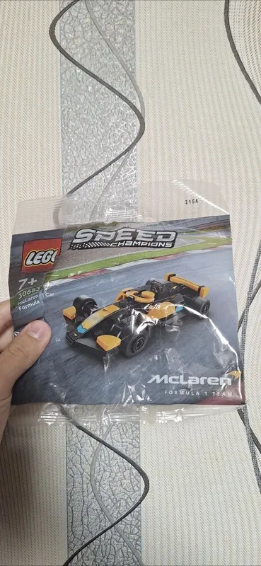 Продам lego 306083 McLaren f1 car 2