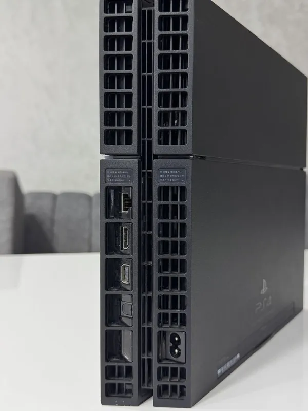 PS4 Fat 1TB + 2 геймпада, полностью рабочая — фото 2