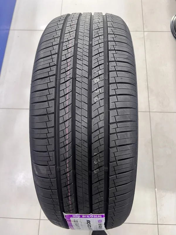 Nexen 235/55/19 2